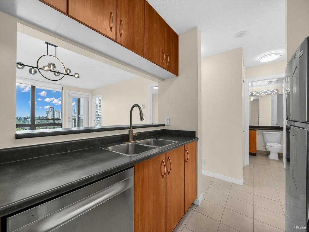 Listing Image for R3101101