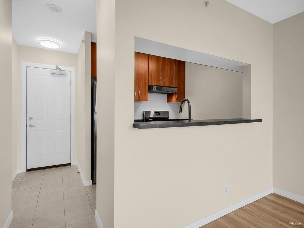 Listing Image for R3101101