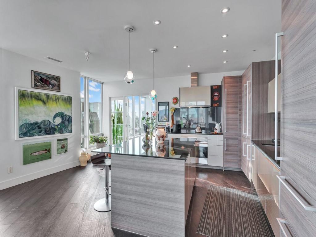 Listing Image for R3101157