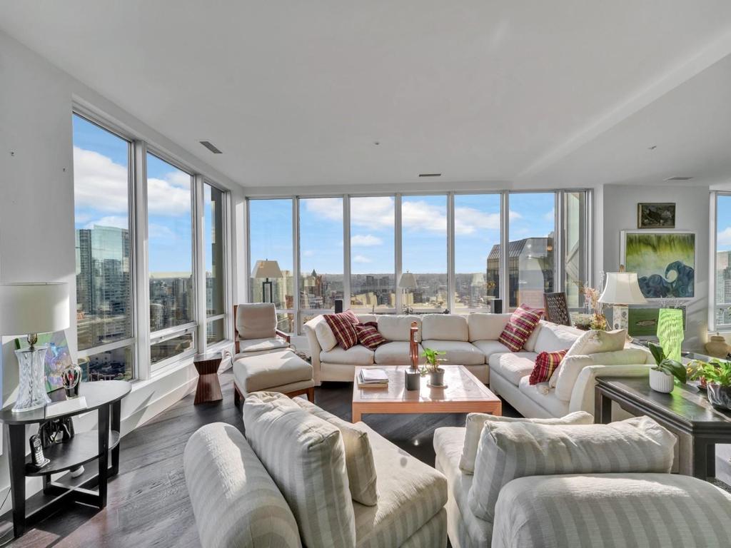 Listing Image for R3101157