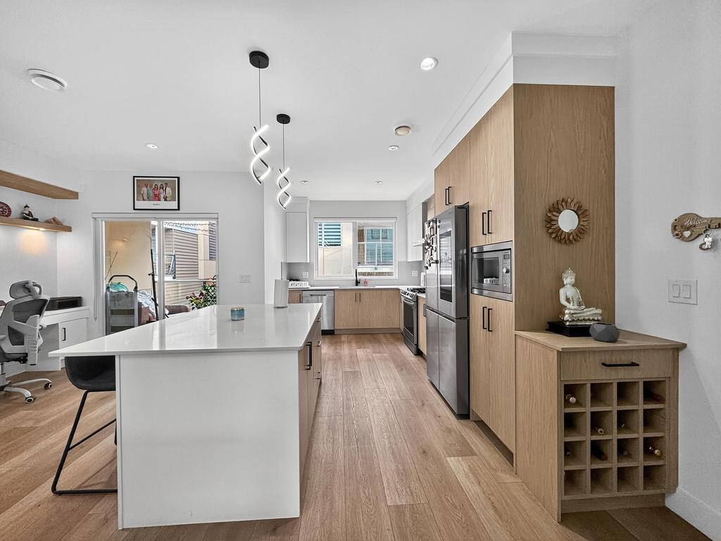 Listing Image for R3101233