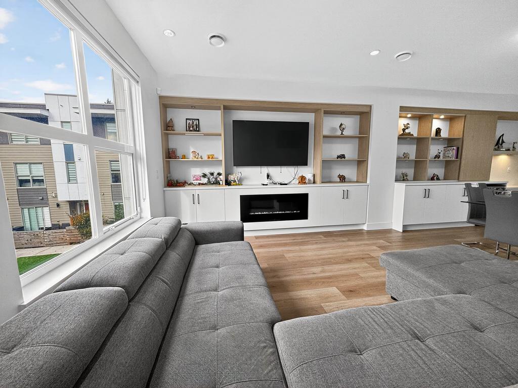 Listing Image for R3101233