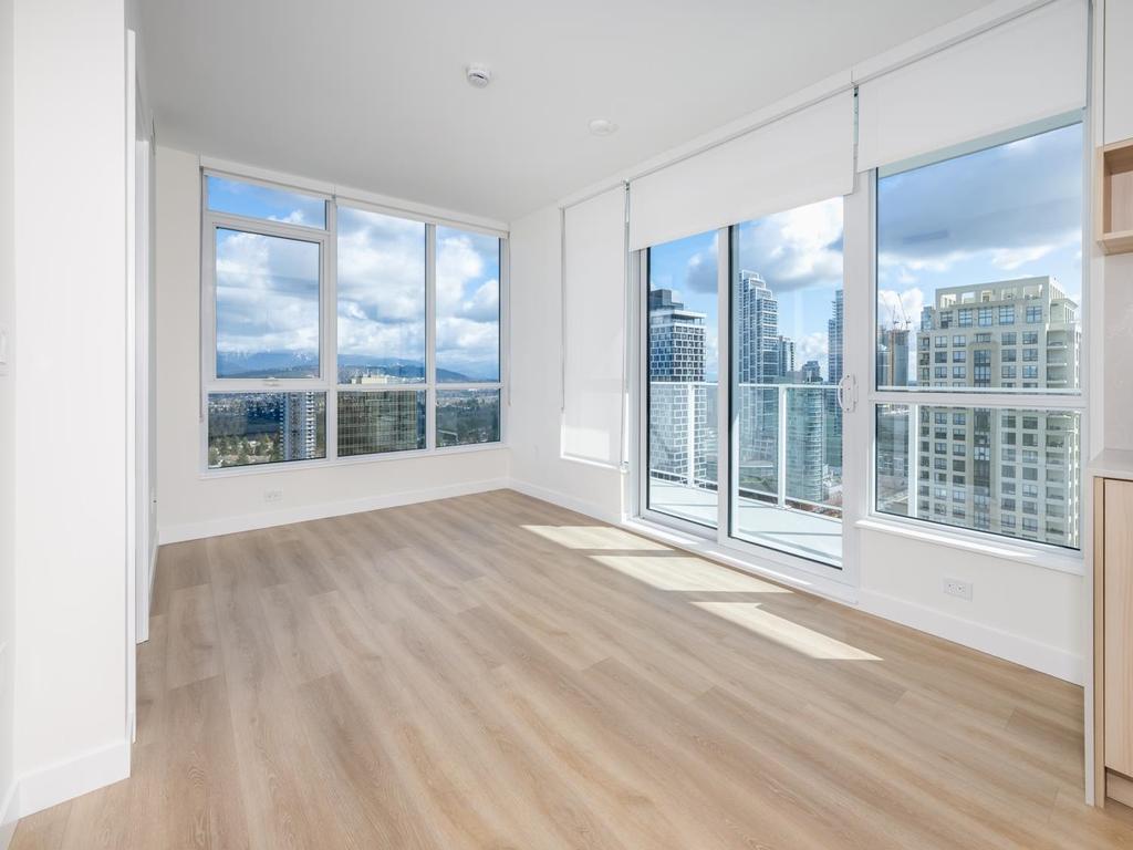 Listing Image for R3101236