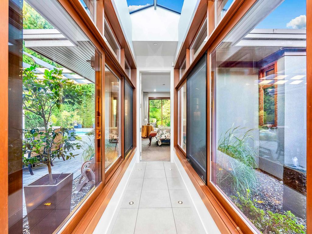 Listing Image for R3101247