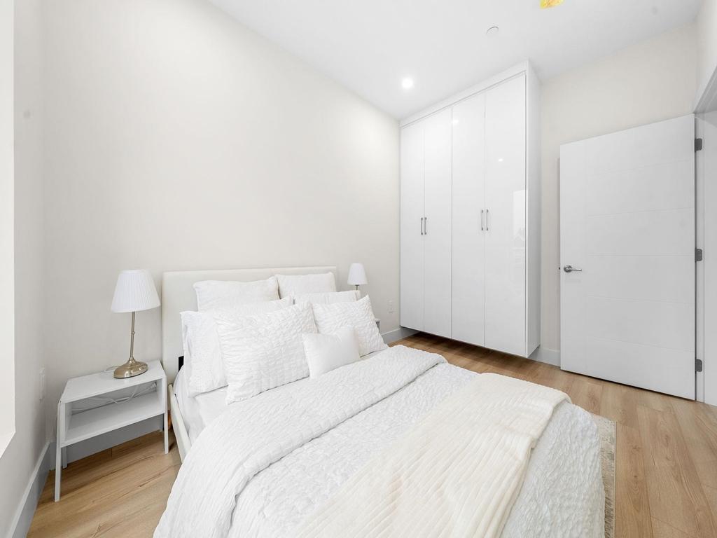 Listing Image for R3101300