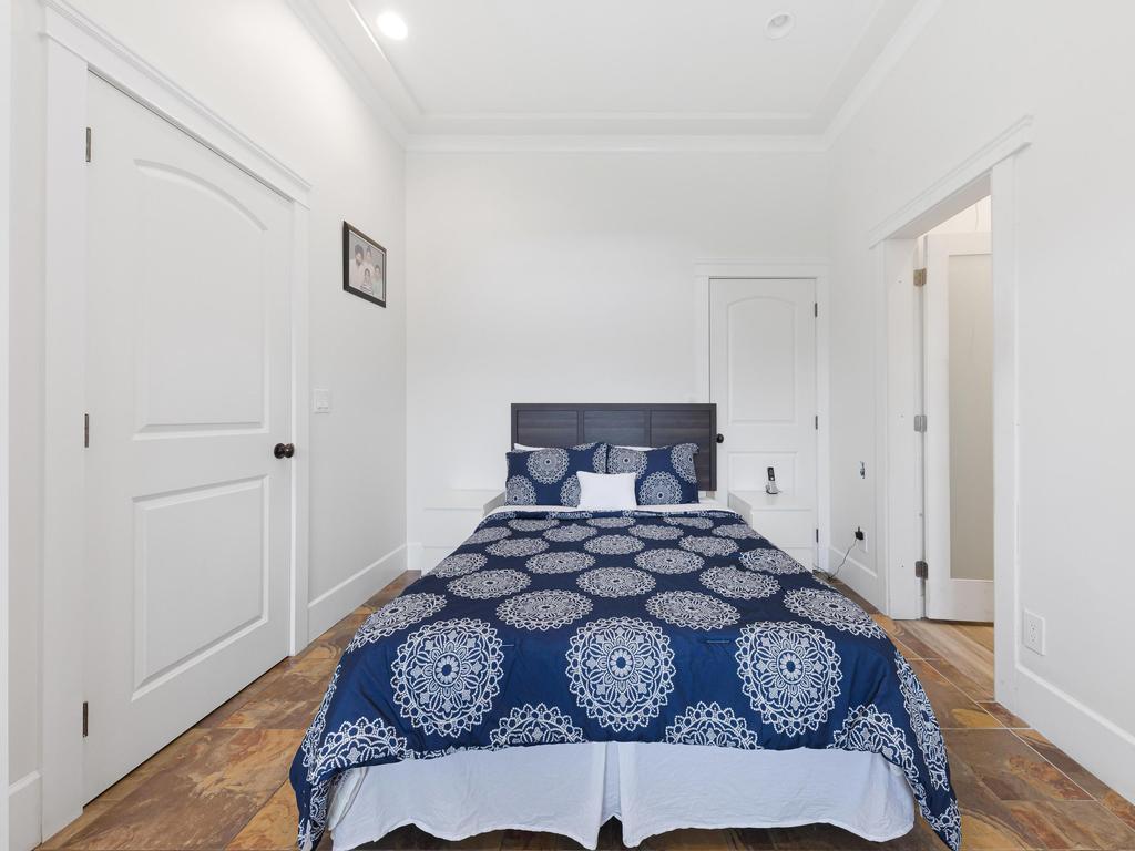 Listing Image for R3101343