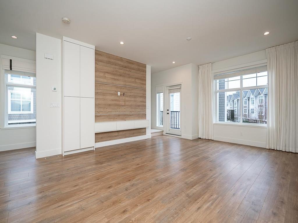 Listing Image for R3101349