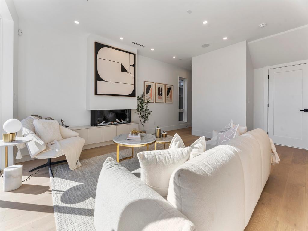 Listing Image for R3101393