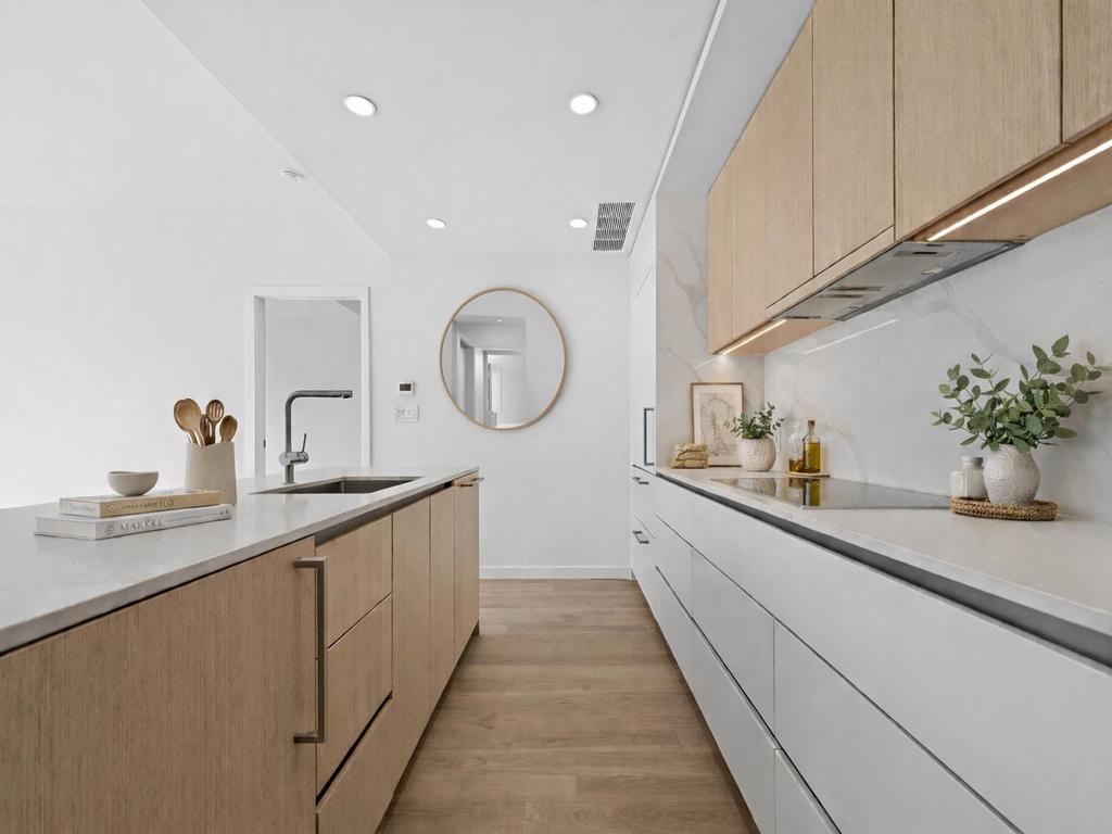 Listing Image for R3101416