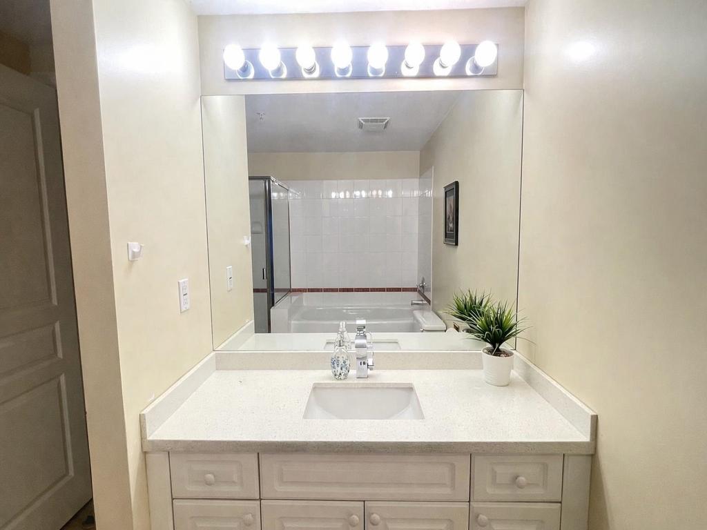 Listing Image for R3101423