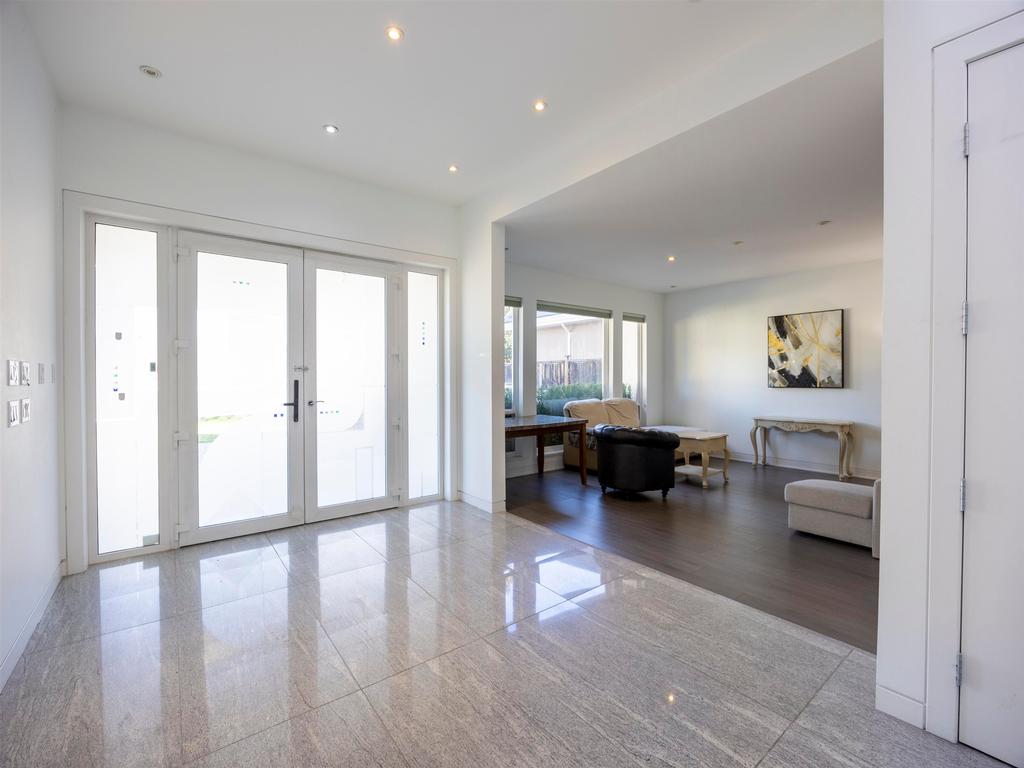 Listing Image for R3101460