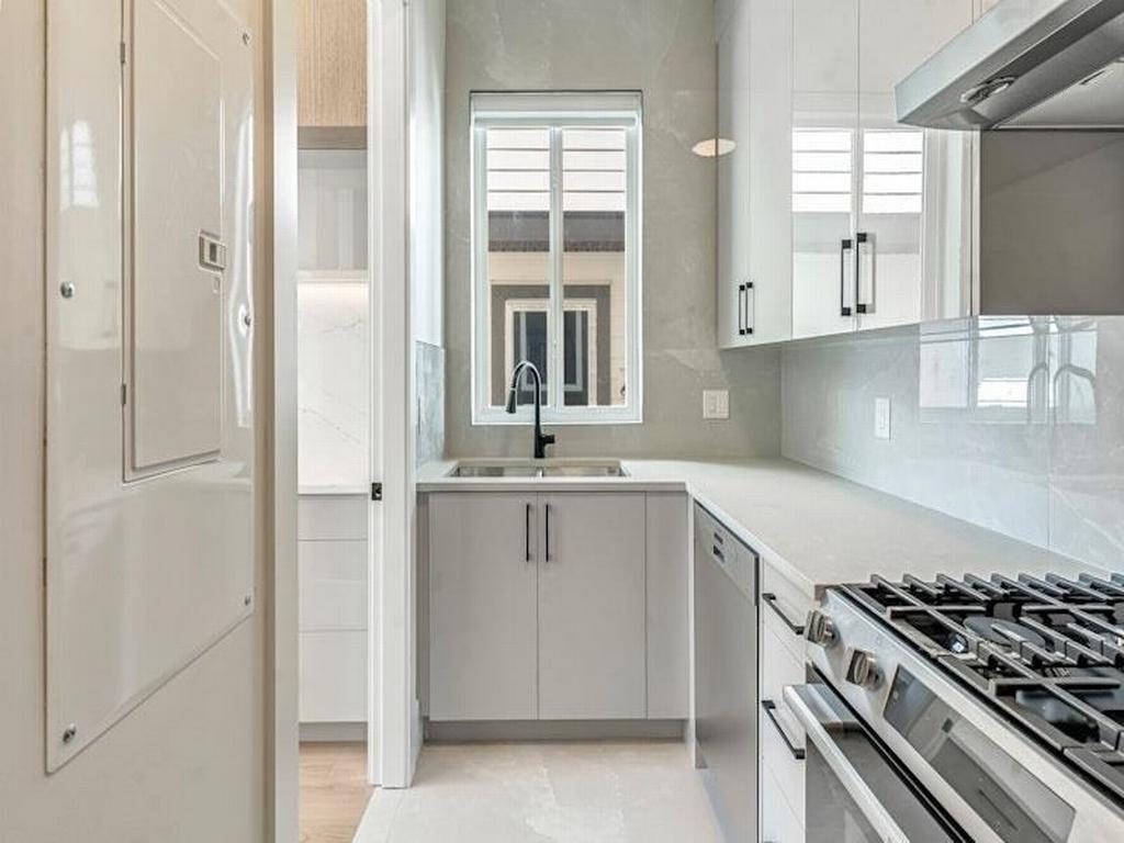 Listing Image for R3101573