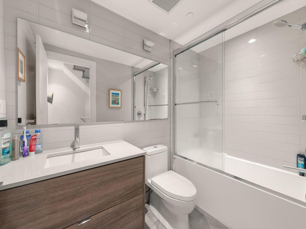 Listing Image for R3101602