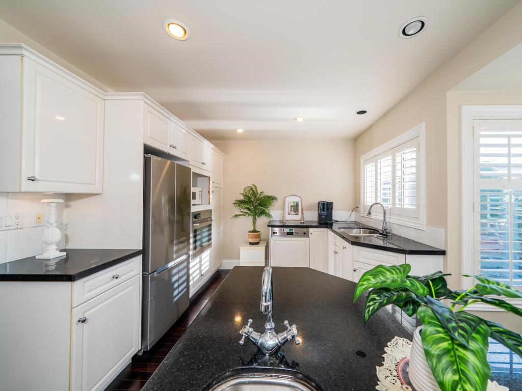 Listing Image for R3101604