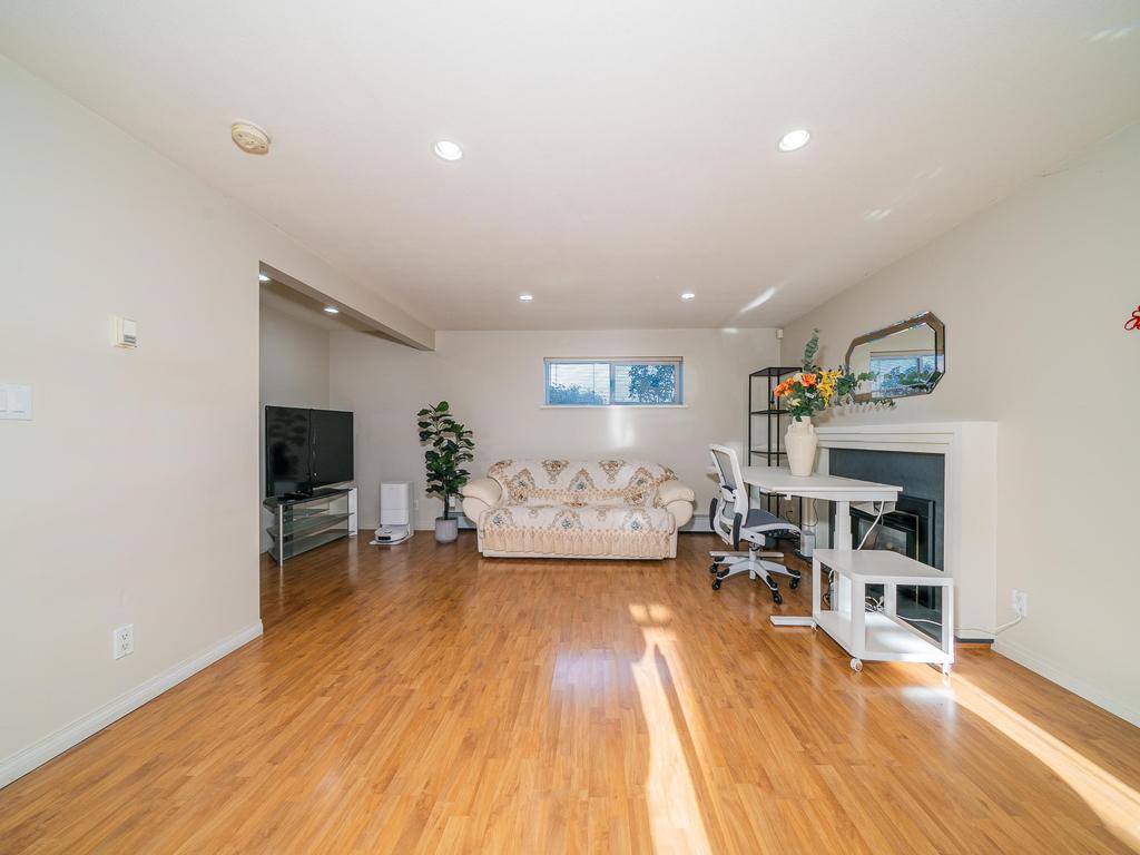 Listing Image for R3101604