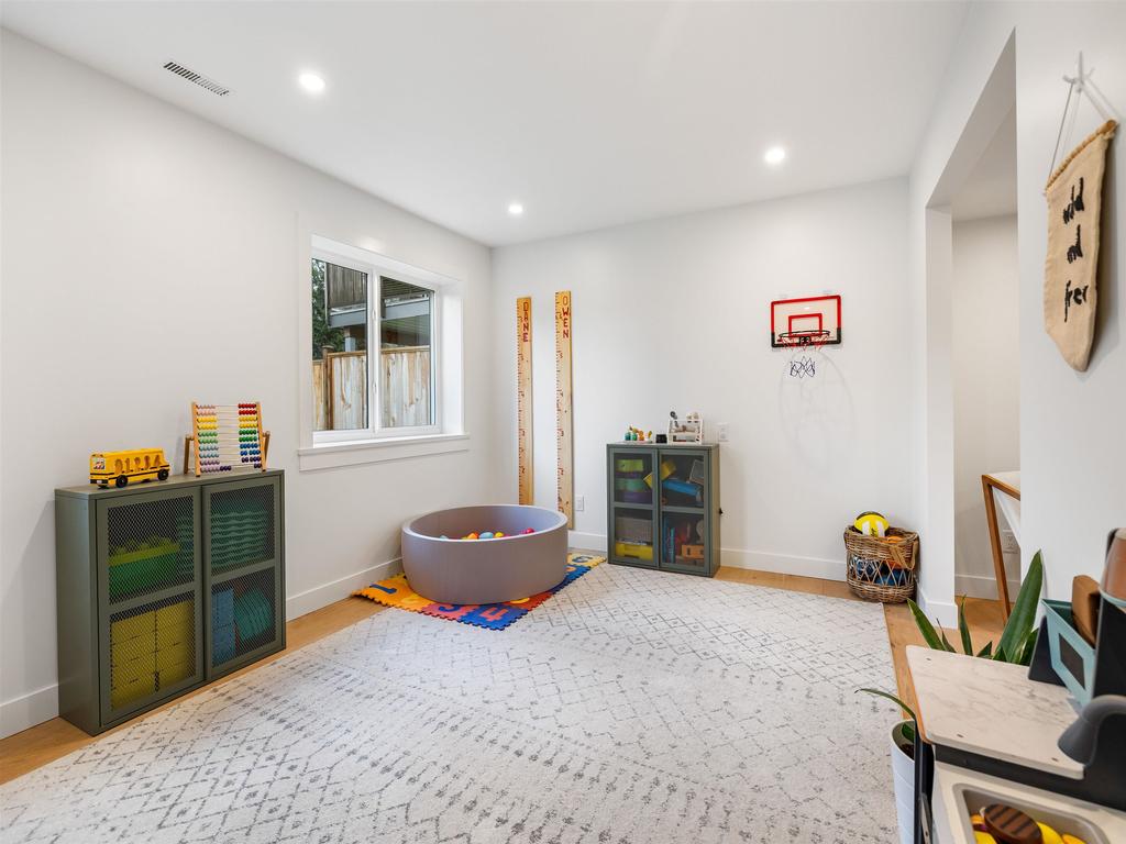 Listing Image for R3101631