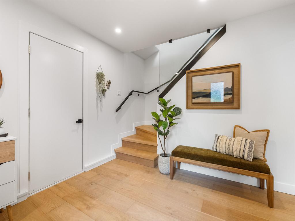 Listing Image for R3101631