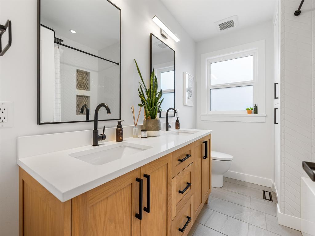 Listing Image for R3101631