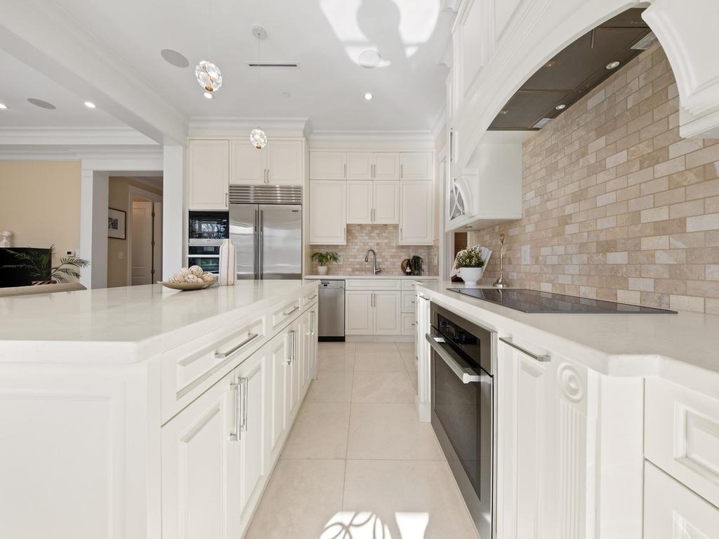 Listing Image for R3101656