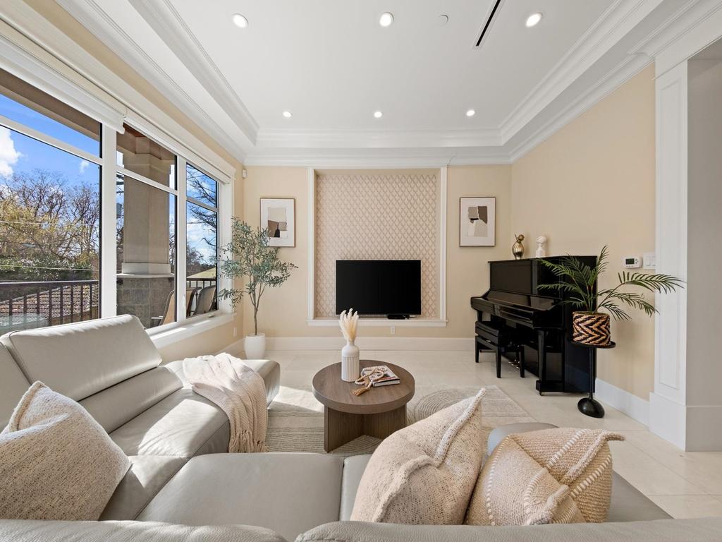 Listing Image for R3101656