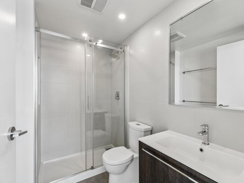 Listing Image for R3101796