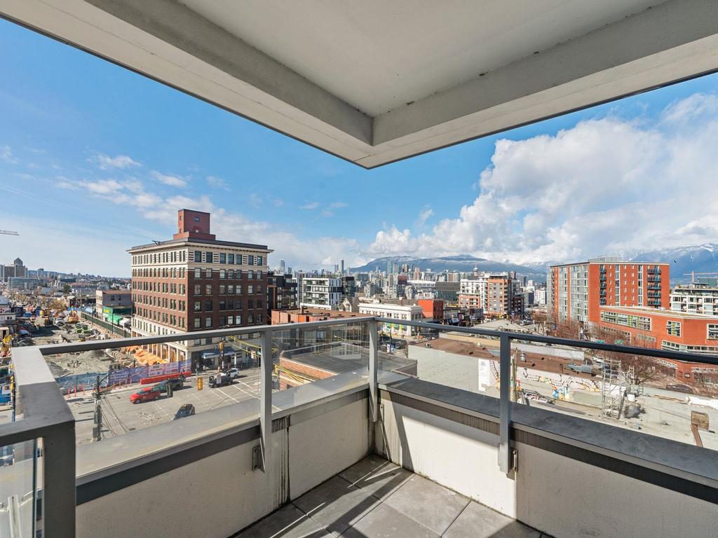 Listing Image for R3101796