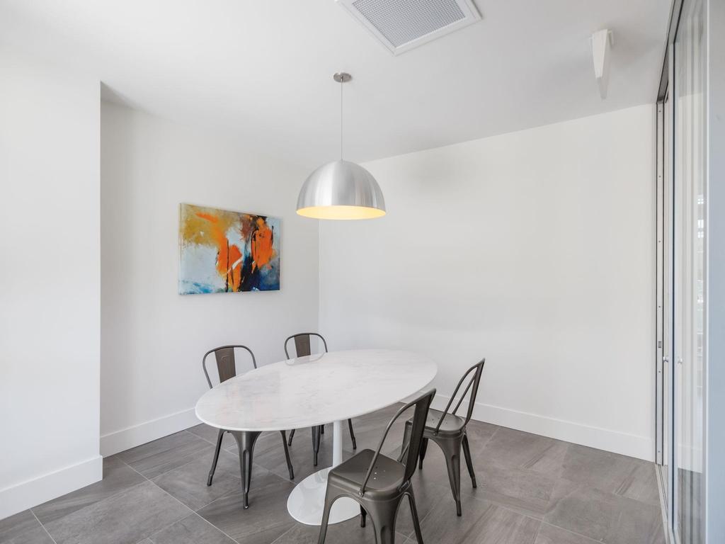 Listing Image for R3101796