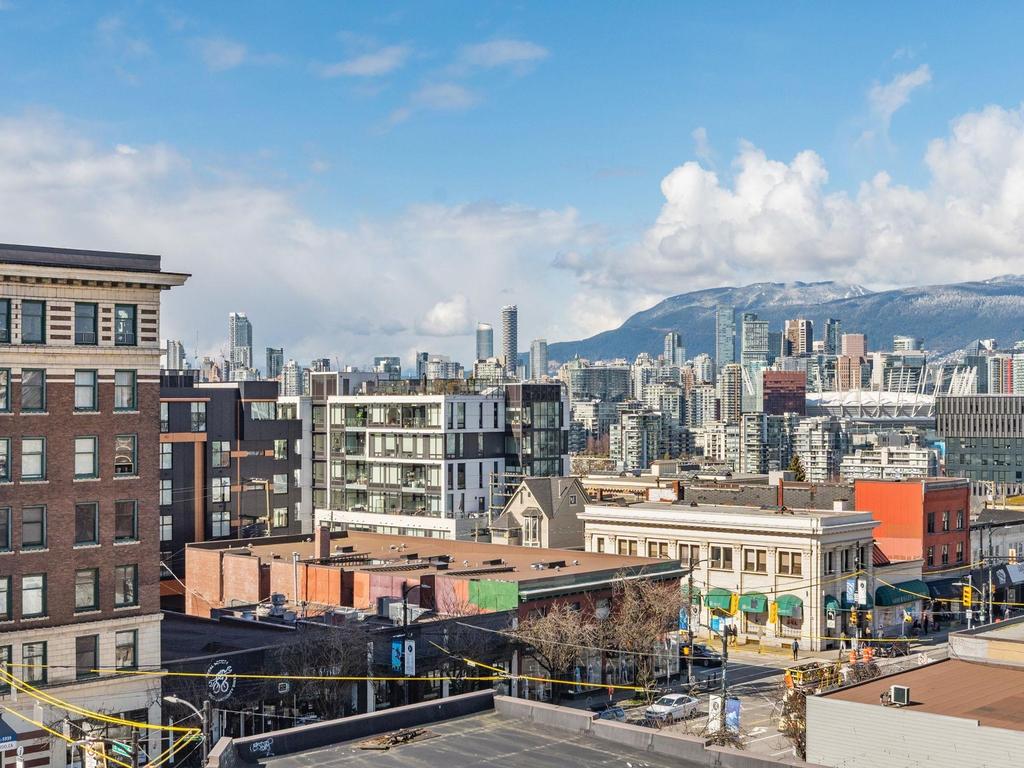 Listing Image for R3101796