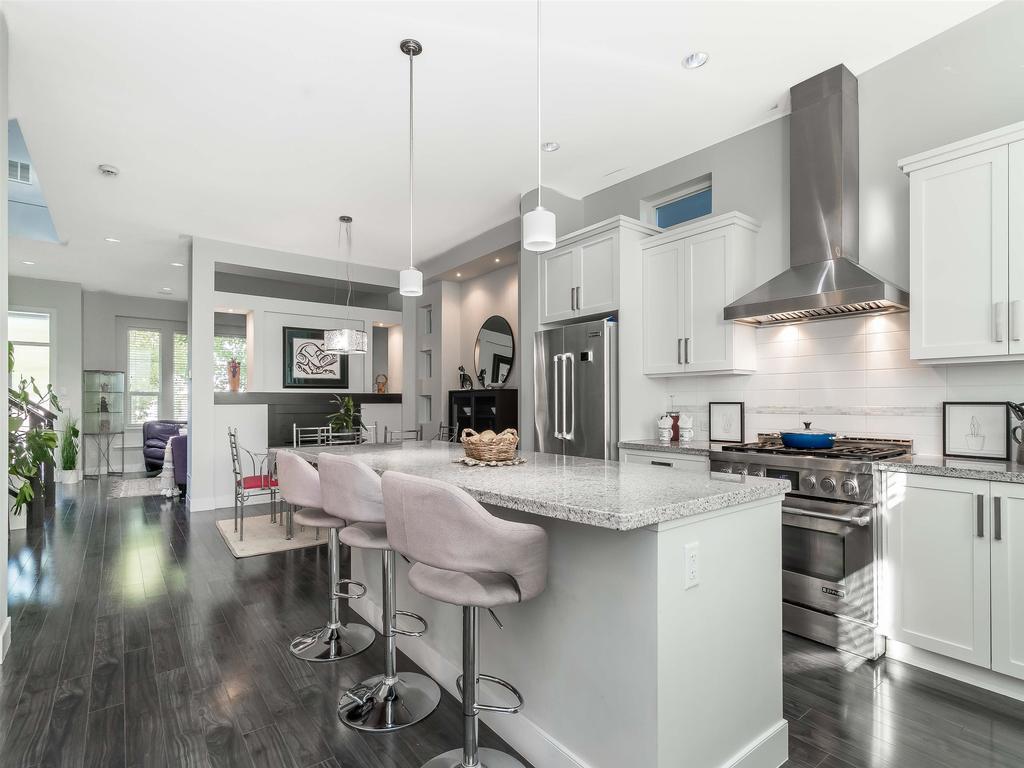 Listing Image for R3101800