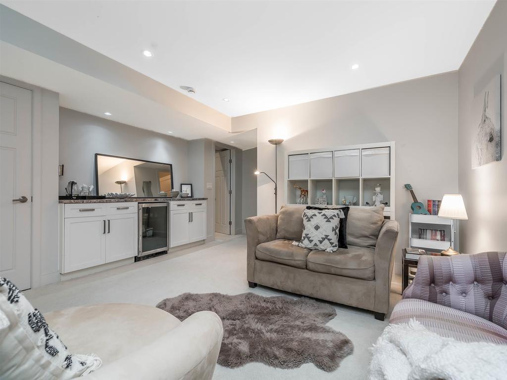 Listing Image for R3101800