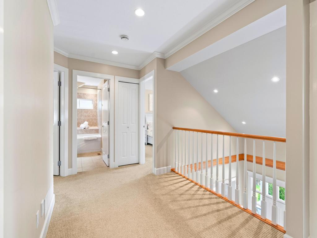 Listing Image for R3101816