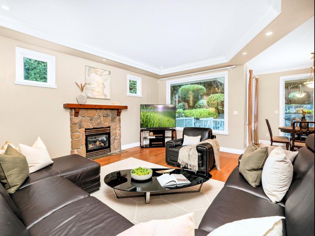 Listing Image for R3101816