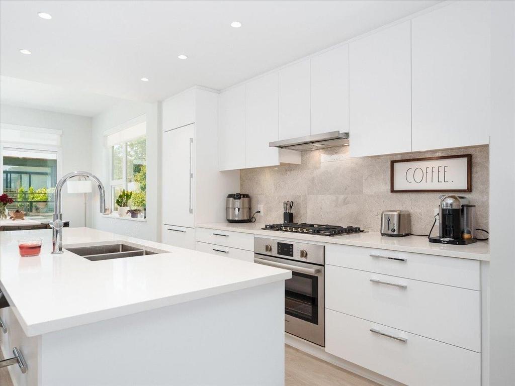 Listing Image for R3101917