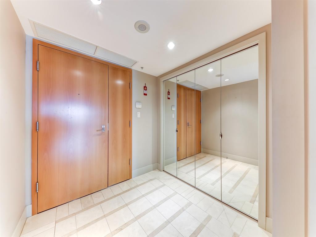 Listing Image for R3101925