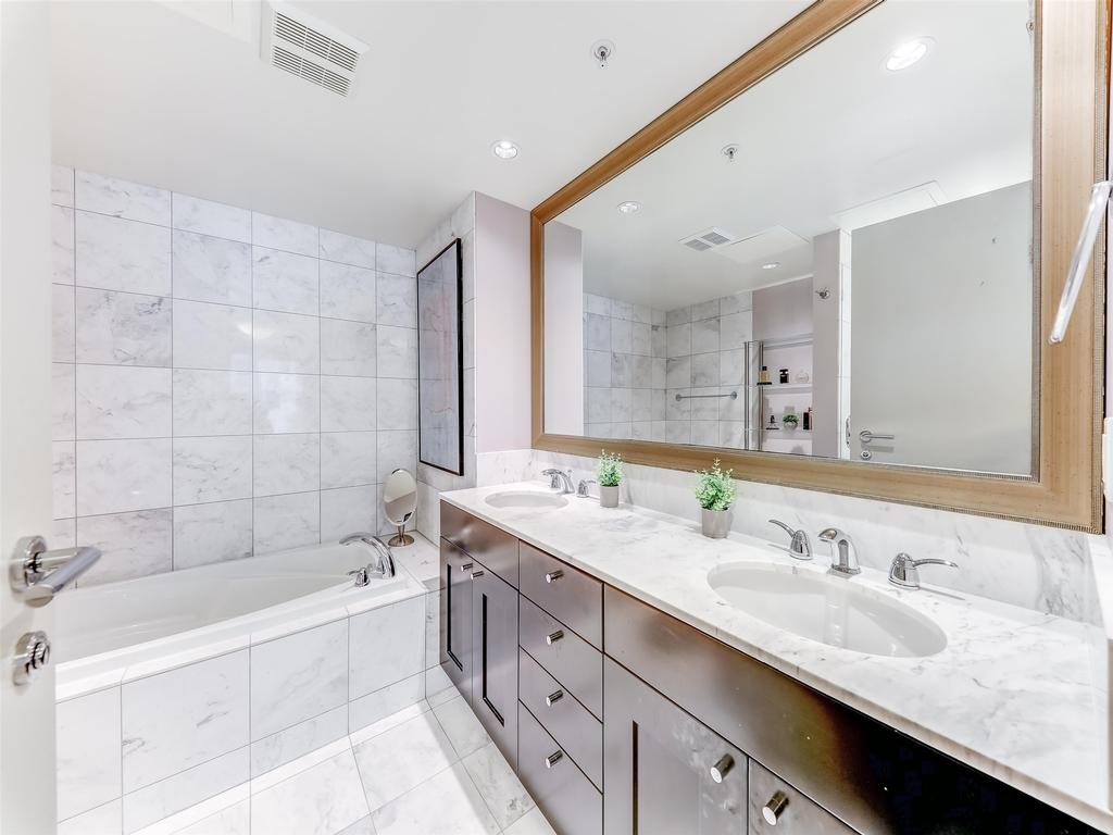 Listing Image for R3101925