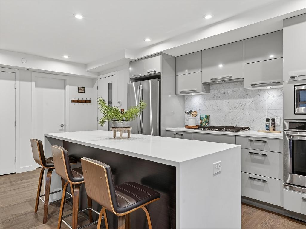 Listing Image for R3101944