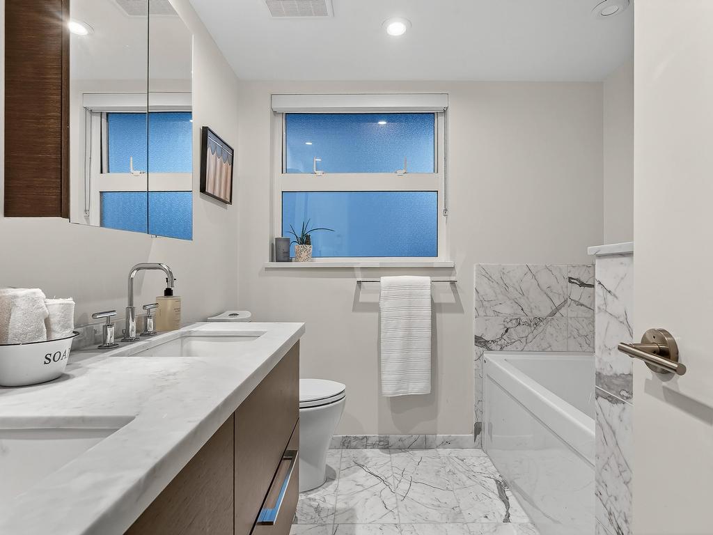 Listing Image for R3101944