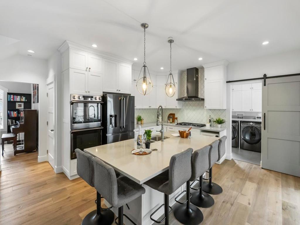 Listing Image for R3101993