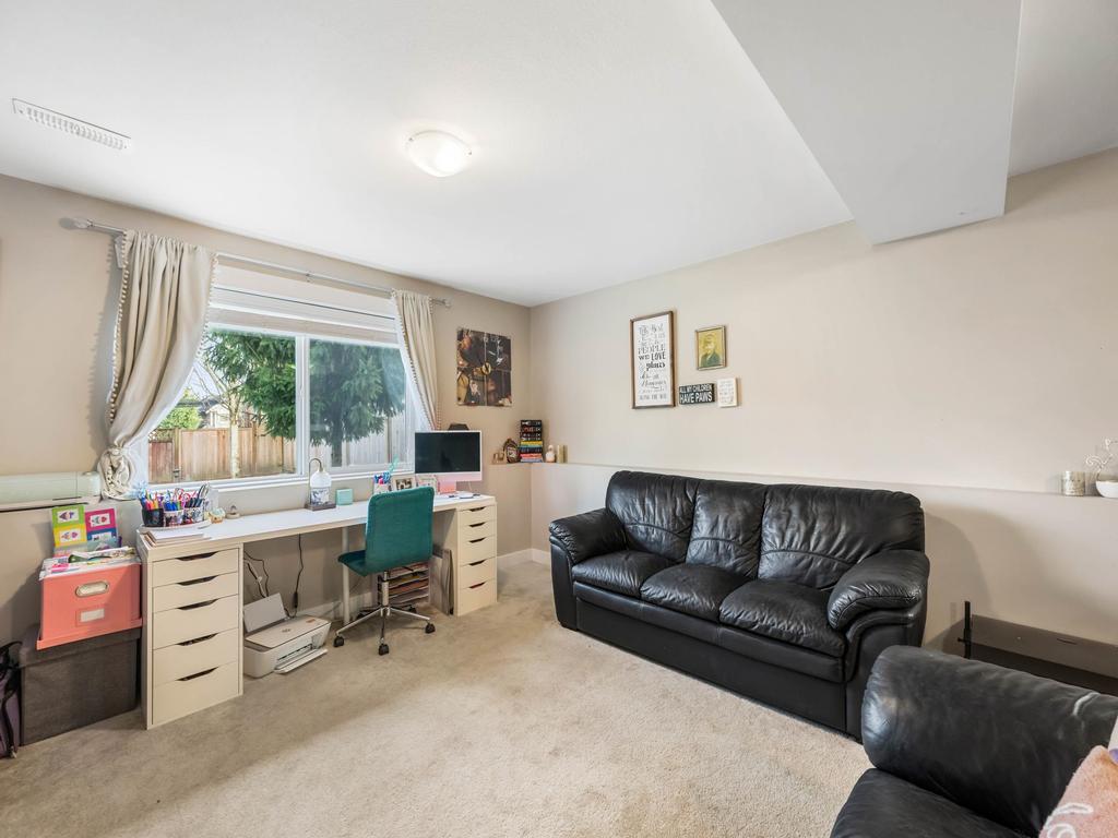 Listing Image for R3102011