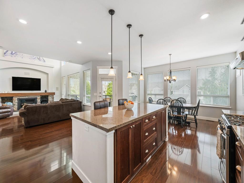 Listing Image for R3102011