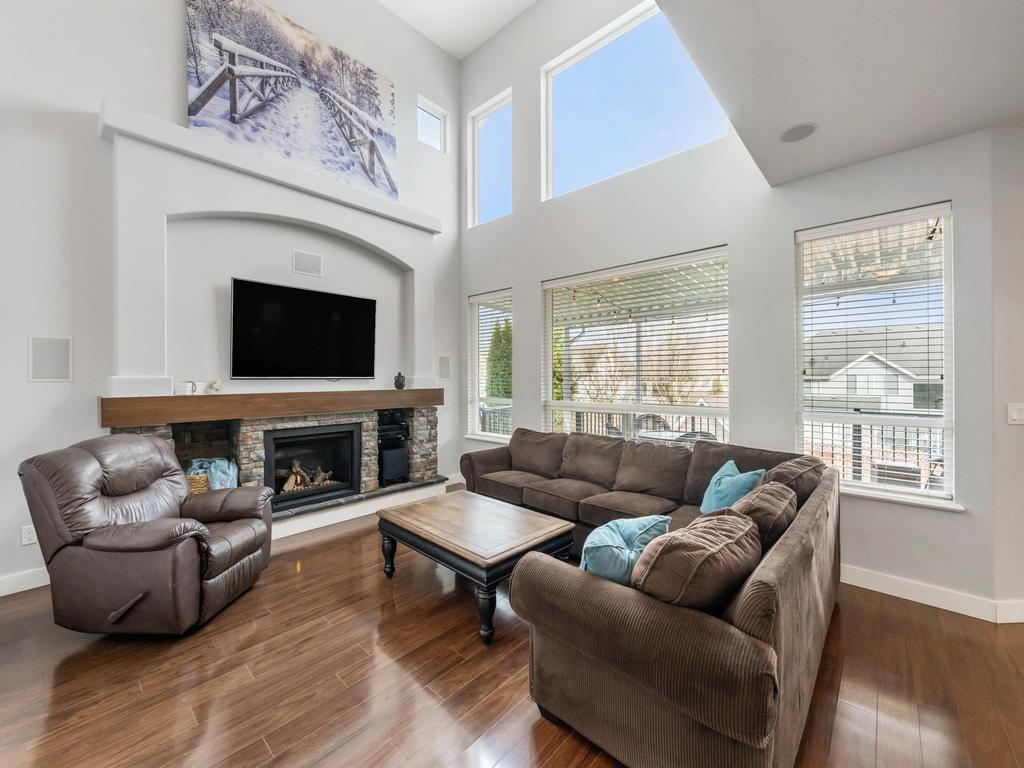 Listing Image for R3102011