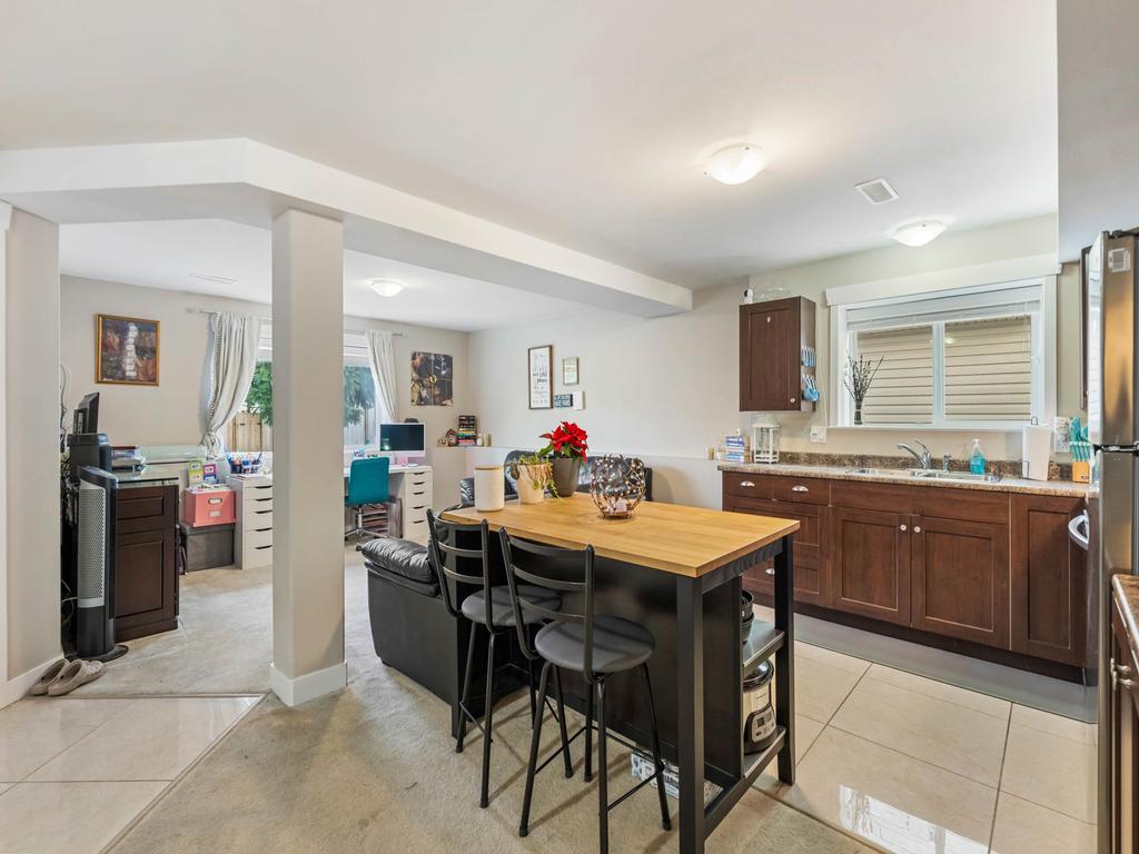 Listing Image for R3102011