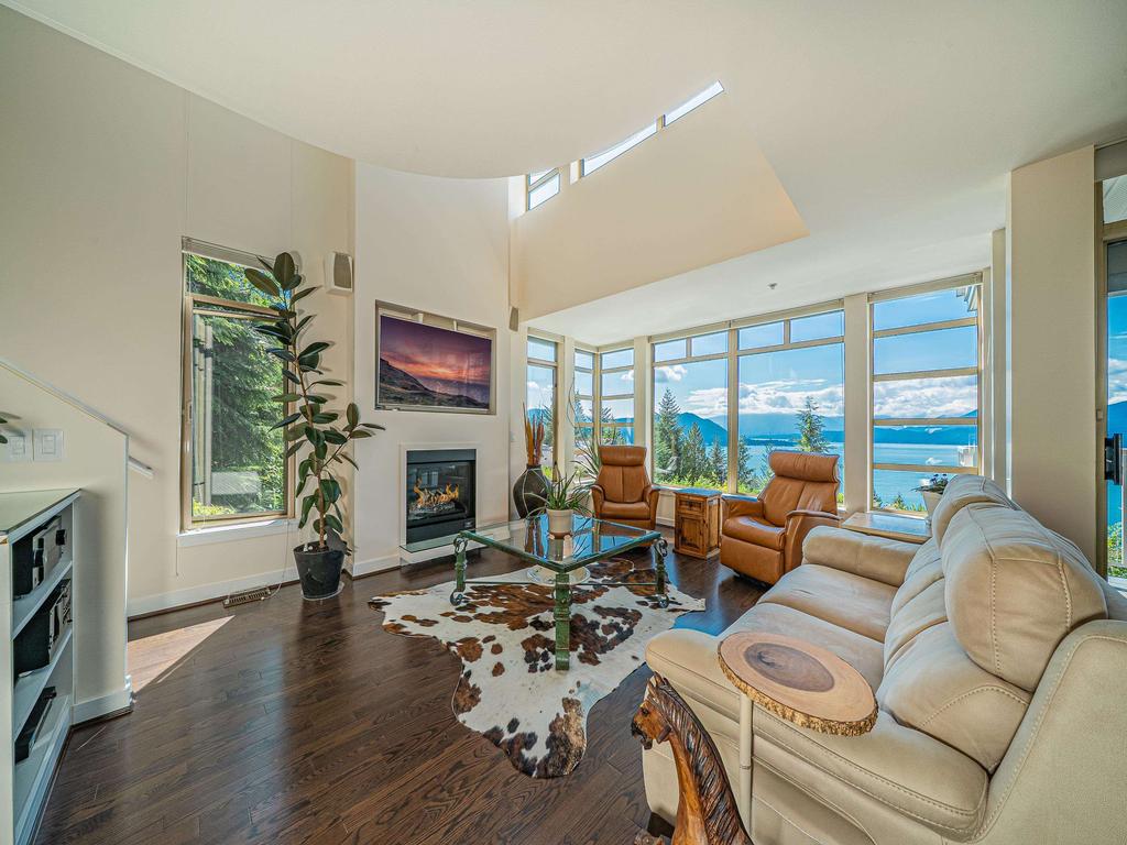 Listing Image for R3102027