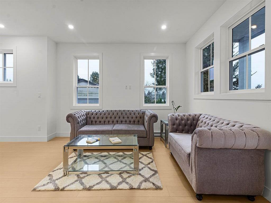 Listing Image for R3102028