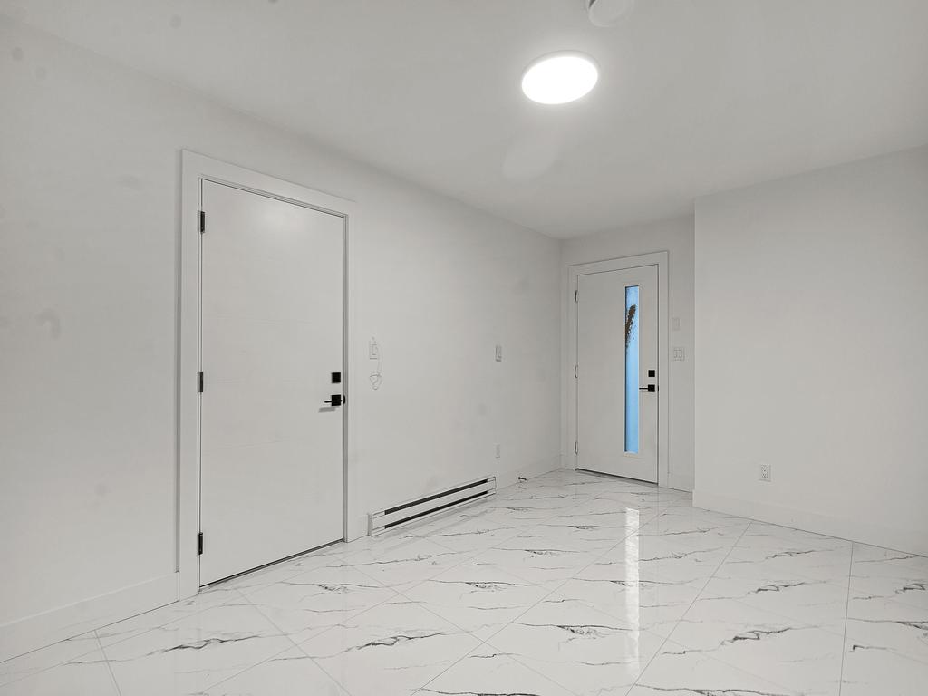 Listing Image for R3102028