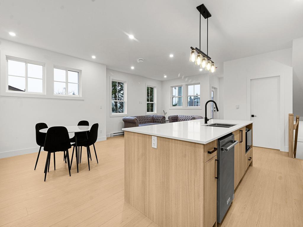 Listing Image for R3102028