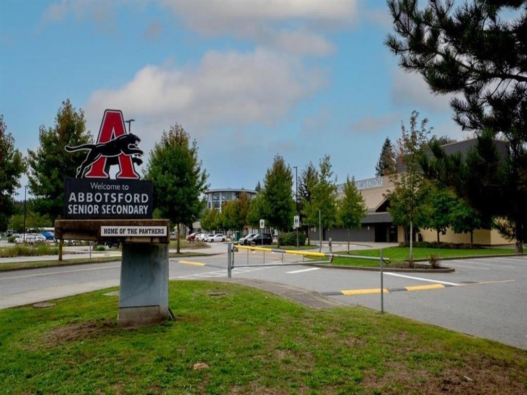 Listing Image for R3102028