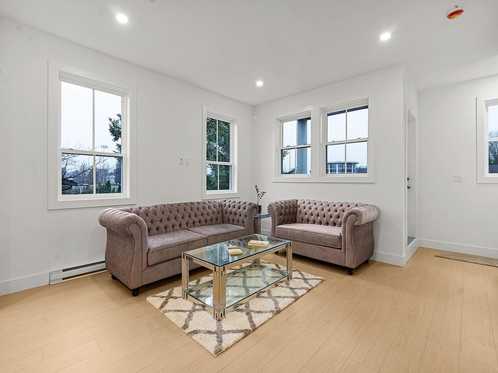 Listing Image for R3102028