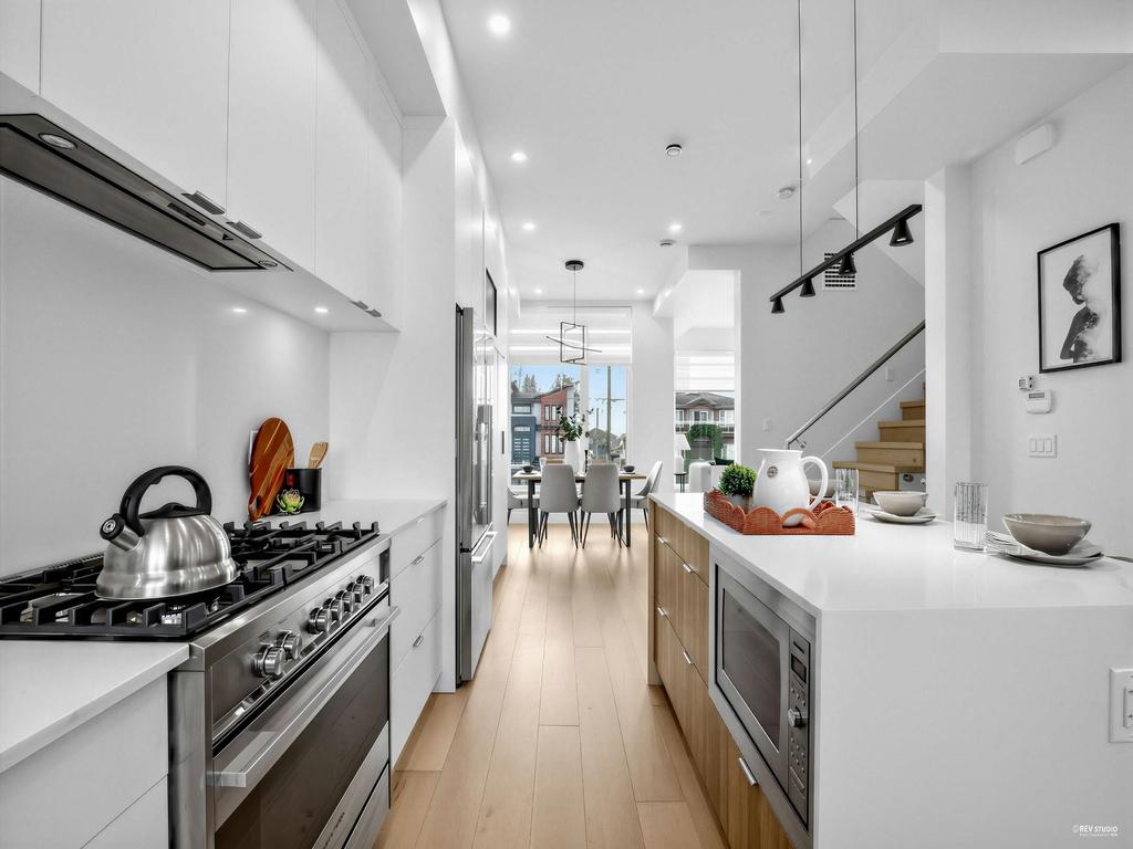 Listing Image for R3102035