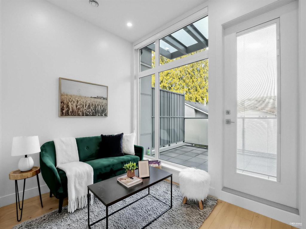 Listing Image for R3102035